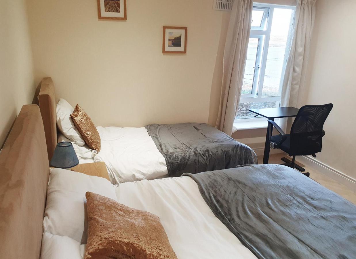 Ballycotton Holiday Apartment No 6 By Trident Holiday Homes Zewnętrze zdjęcie